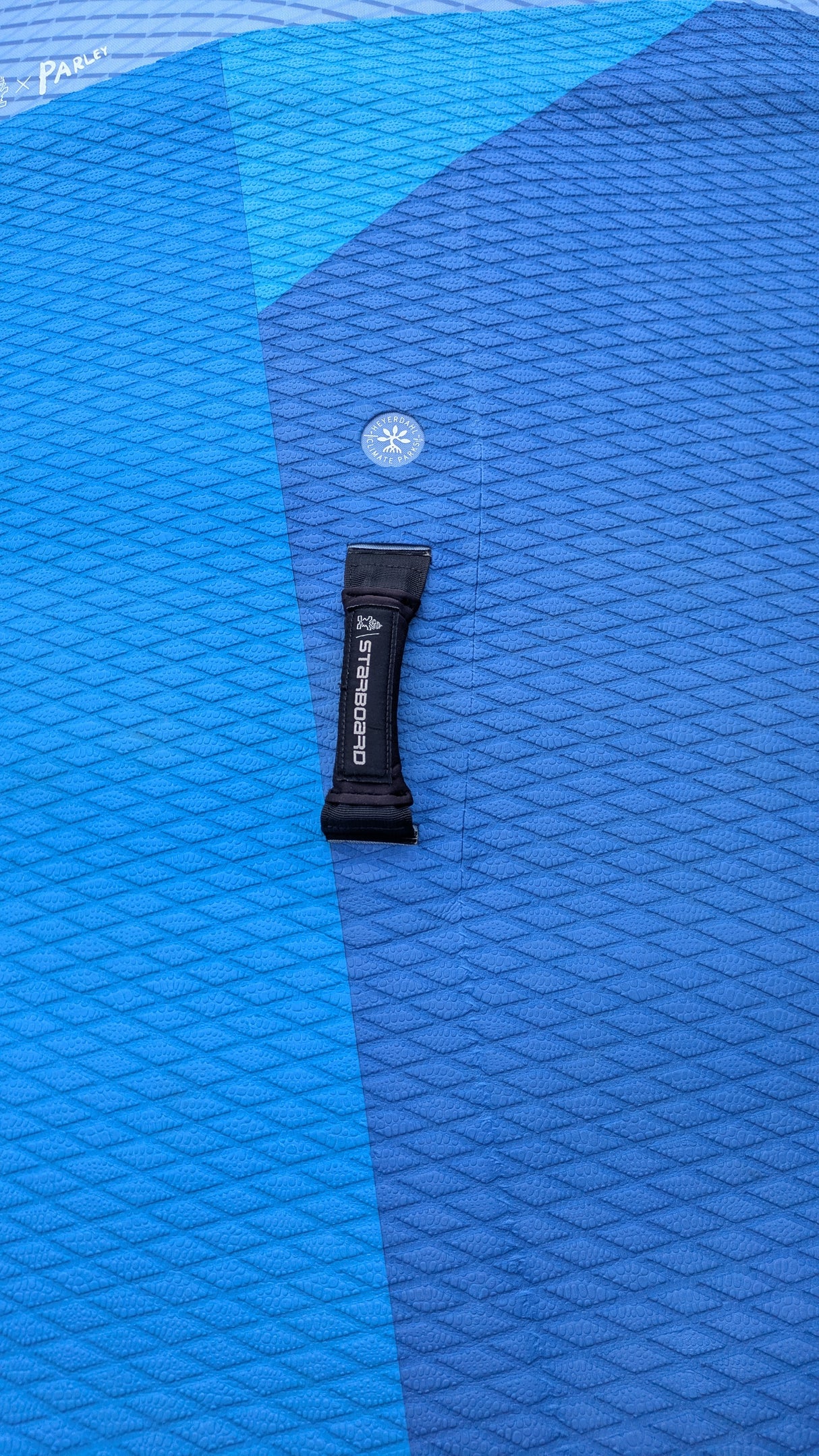 Starboard iGo Deluxe 10'8" x 33" - Ex Demo