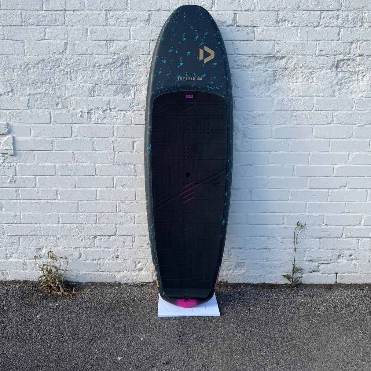 Duotone Skybrid SLS 5'5 60 Litres - 2026 - Ex Demo