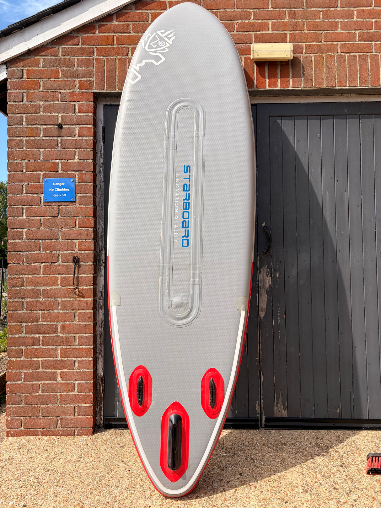 Starboard 9ft5 x32” Wedge Surf Deluxe - Part Exchanged